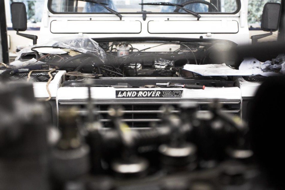 Image - Land Rover / Range Rover service and deals