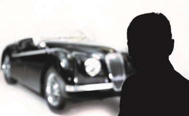 Auszubildender Kfz-Mechatroniker